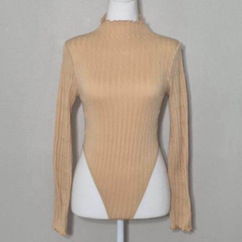 Love Women’s Ribbed Lettuce Trim Mock Neck Bodysuit Tan Size M NWOT